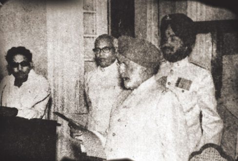 1. What was Kalaignar M. Karunanidhi's role in the Vanniyar reservation issue 2. How did Kalaignar M. Karunanidhi support Vanniyar reservation 3. What were the main policies of Kalaignar M. Karunanidhi regarding Vanniyar reservation 4. Why was Vanniyar reservation significant in Kalaignar M. Karunanidhi's political career 5. How did Kalaignar M. Karunanidhi's government address Vanniyar community demands 6. What were the outcomes of Kalaignar M. Karunanidhi’s efforts for Vanniyar reservation 7. How did the Vanniyar reservation policy impact Tamil Nadu politics under Kalaignar M. Karunanidhi 8. What controversies surrounded Kalaignar M. Karunanidhi and Vanniyar reservation 9. What was the historical context of Vanniyar reservation during Kalaignar M. Karunanidhi's tenure 10. How did Kalaignar M. Karunanidhi’s stance on Vanniyar reservation affect his political relationships