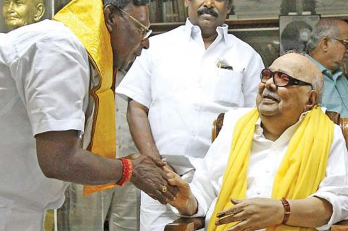 1. What was the nature of the political alliance between V. Narayanasamy and Kalaignar M.K. Karunanidhi 2. How did the alliance between V. Narayanasamy and Kalaignar M.K. Karunanidhi influence Tamil Nadu politics 3. What were the main goals of the V. Narayanasamy and Kalaignar M.K. Karunanidhi alliance 4. When was the political alliance between V. Narayanasamy and Kalaignar M.K. Karunanidhi formed 5. How did V. Narayanasamy and Kalaignar M.K. Karunanidhi’s alliance impact the election outcomes 6. What were the key achievements of the V. Narayanasamy and Kalaignar M.K. Karunanidhi alliance 7. How did V. Narayanasamy and Kalaignar M.K. Karunanidhi collaborate on policy issues 8. What role did V. Narayanasamy play in the alliance with Kalaignar M.K. Karunanidhi 9. How did the political alliance between V. Narayanasamy and Kalaignar M.K. Karunanidhi address regional issues 10. What was the public response to the alliance between V. Narayanasamy and Kalaignar M.K. Karunanidhi